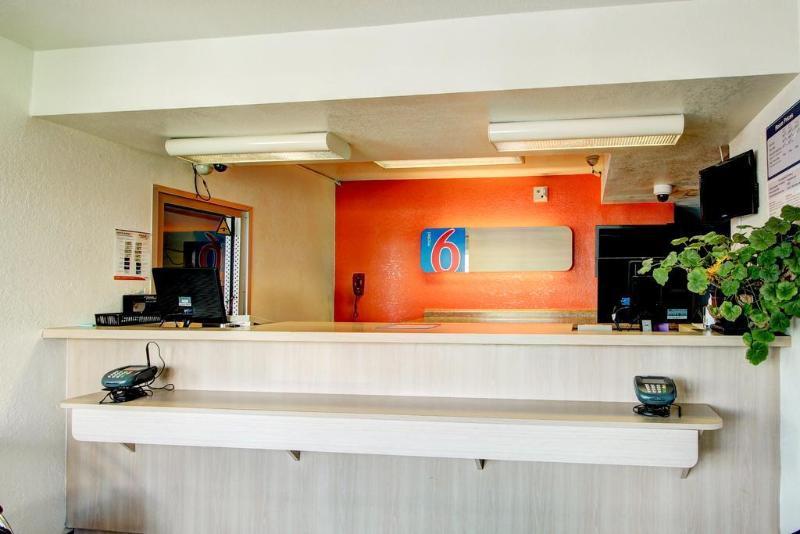 Motel 6-Denver, Co - Airport Экстерьер фото