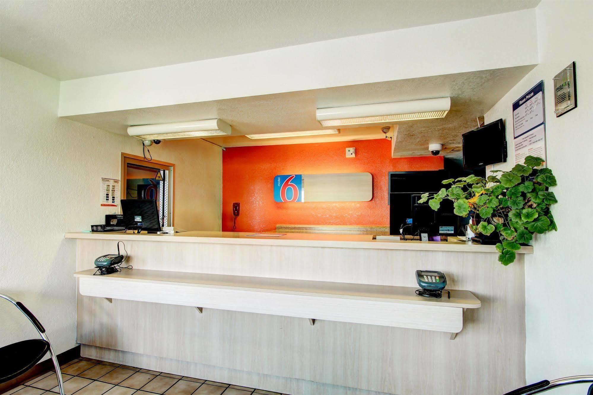 Motel 6-Denver, Co - Airport Экстерьер фото
