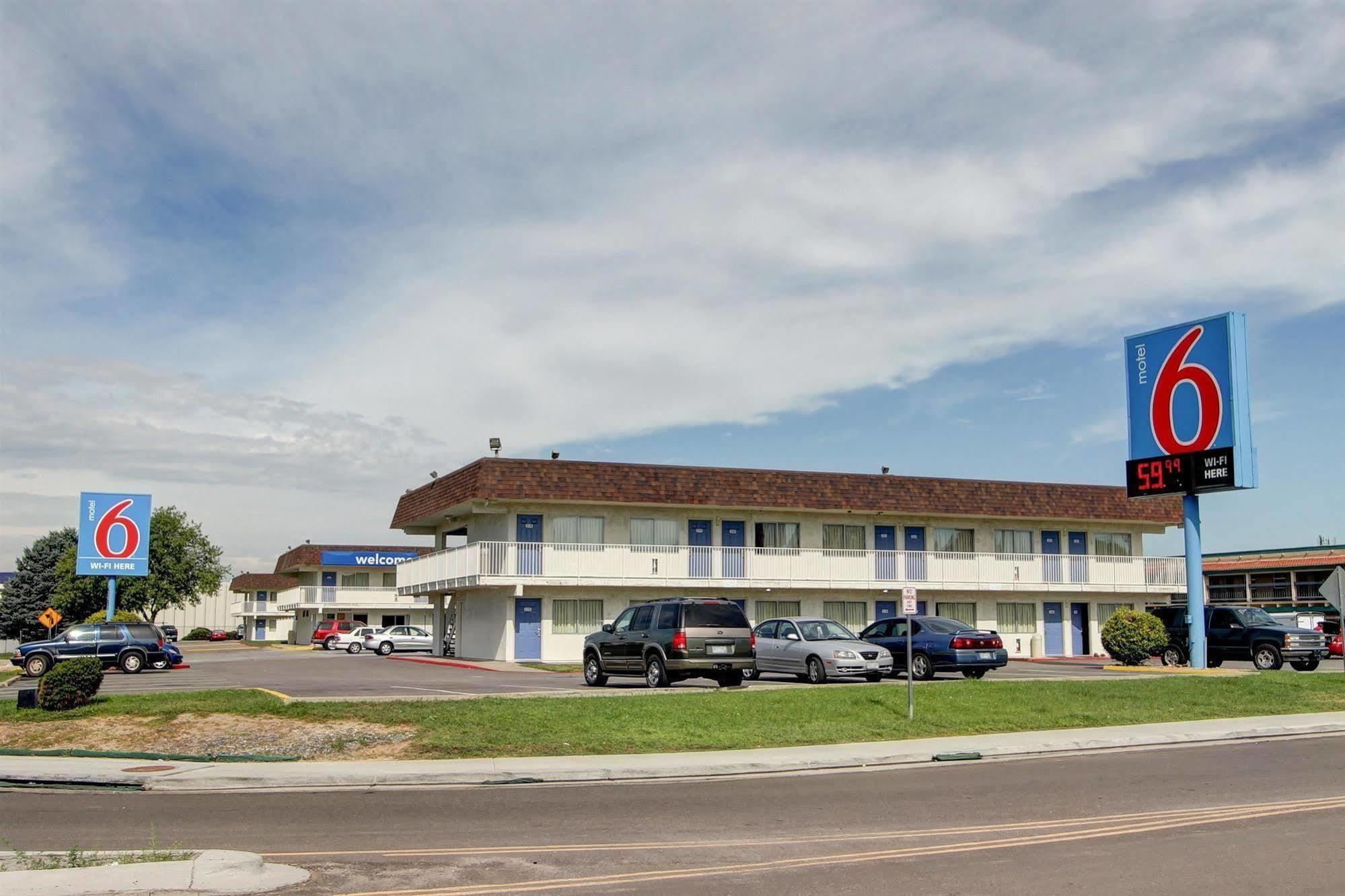 Motel 6-Denver, Co - Airport Экстерьер фото